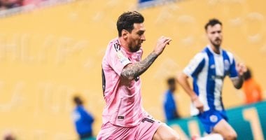 الأهلي وبورتو يتفوق على إنتر ميامي بهدف في الشوط الأول - شاهد الفيديو