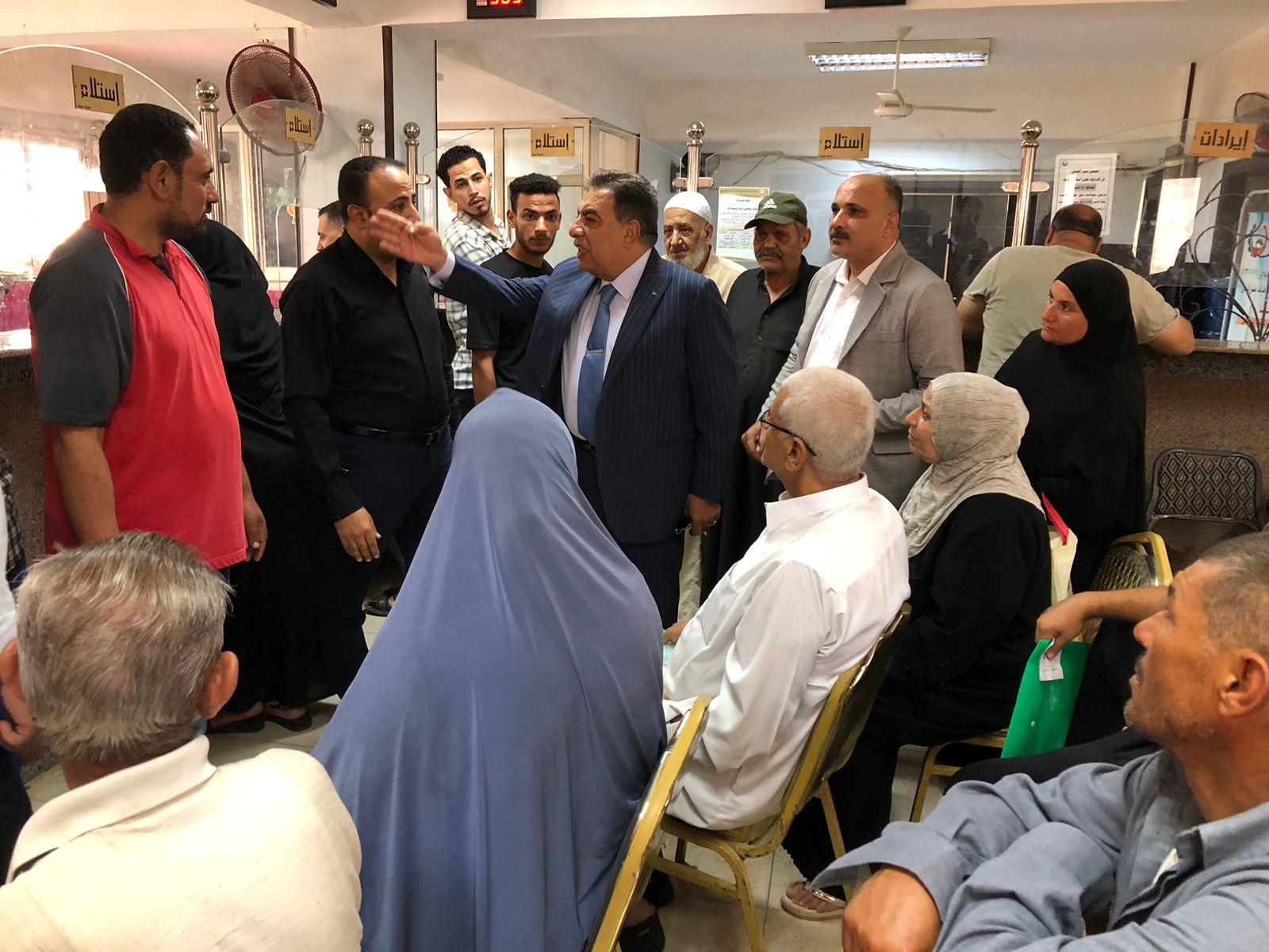 المحافظ يتفقد المركز
