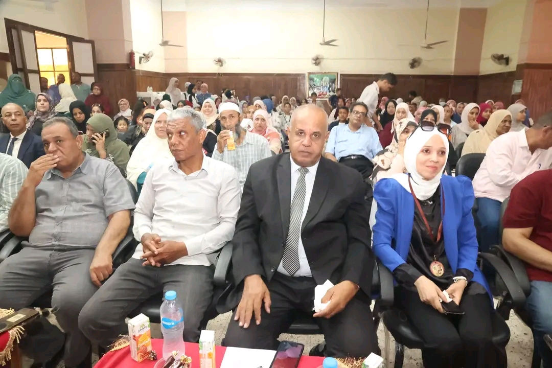 جانب من حفل التكريم (5) جانب من حفل التكريم (5)