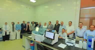 رئيس جامعة كفر الشيخ يقوم بجولة تفقدية للمعامل والمراكز المتخصصة بكلية الطب