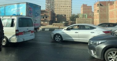 أبرز تقارير النشرة المرورية: كثافات مرورية عالية على محاور القاهرة والجيزة