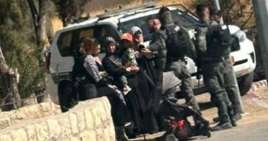 إسرائيل تحتجز نساء وأطفالًا في حي الشيخ جراح بالقدس المحتلة
