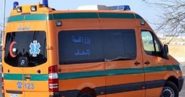 إصابة رئيس محكمة وثلاثة من أفراد أسرته في حادث انقلاب سيارة ملاكي بطريق أسيوط الغربي
