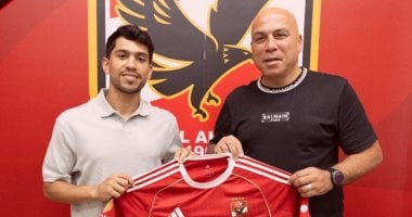 الأهلي يعلن رسمياً تعاقده مع محمد شكري لمدة 5 مواسم