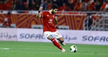 الأهلي يُقيم حفل تكريم لأيمن أشرف قبل مغادرته للفريق