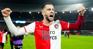 النصر السعودي يعلن عن توقيع المدافع ديفيد هانكو من نادي فينورد