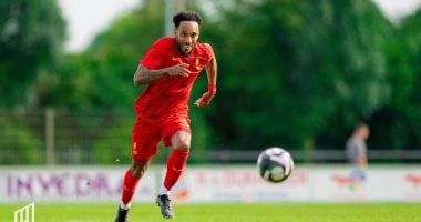 بيير إيمريك أوباميانج يغادر الدوري السعودي محققاً أرقاماً متميزة مع نادي القادسية