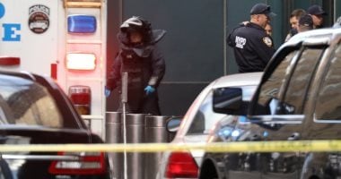حادث مروع: سيارة تصطدم بحشد من المشاة في لوس أنجلوس وتُصيب 20 شخصًا