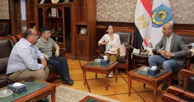 رئيس جامعة دمنهور يناقش مع وفد شاندونج الصيني فرص التعاون الأكاديمي وتبادل الخبرات