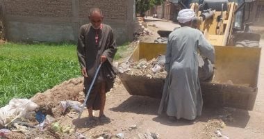 رفع 200 طن من القمامة والمخلفات في 8 قرى بمركز سوهاج