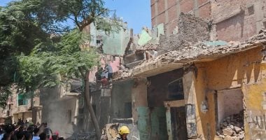 عمال يتسللون لسرقة عقار آيل للسقوط بمصر القديمة فينهار عليهم بمحافظة القاهرة