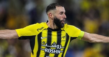 كريم بنزيما على وشك تجديد عقده مع نادي اتحاد جدة