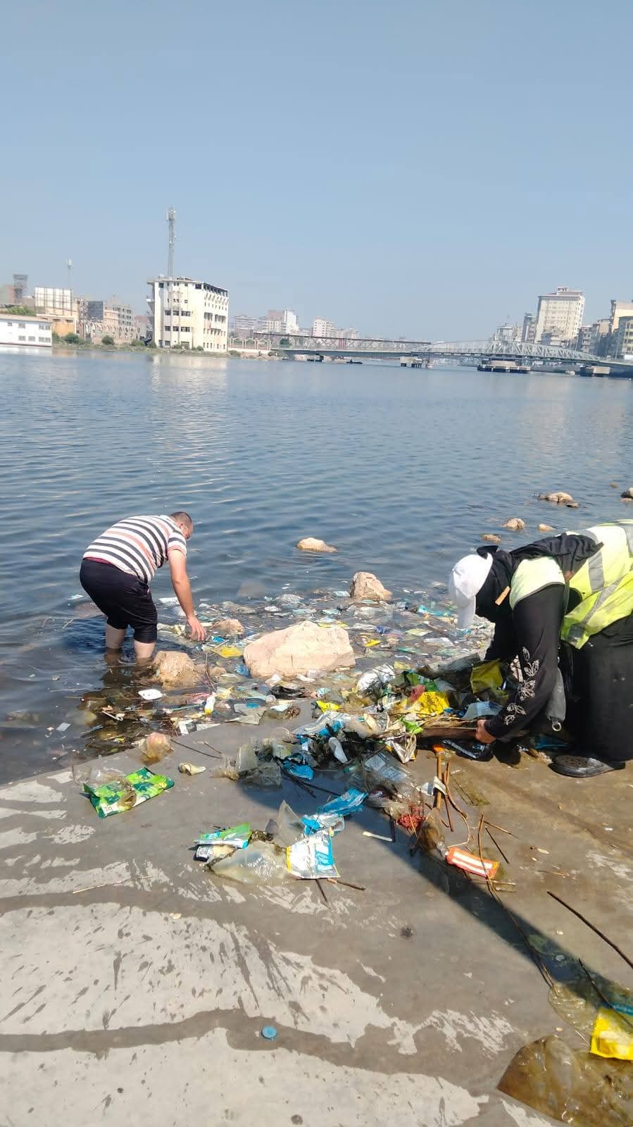 حملات نظافة نهر النيل في دمياط حملات نظافة نهر النيل في دمياط