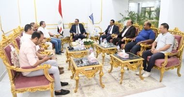 محافظ قنا يناقش مع رئيس هيئة الإسعاف مشروع إنشاء مقر متكامل للهيئة في المحافظة