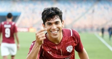 محمد شكرى يشارك في تدريبات سيراميكا قبل الانتقال إلى الأهلي