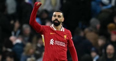 محمد صلاح على أعتاب تحقيق إنجاز تاريخي في الدوري الإنجليزي الممتاز