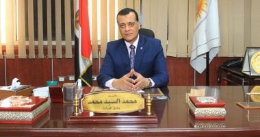 مدير تعليم سوهاج يجتمع بمديري الإدارات لاستكمال خطة إنهاء الفترة المسائية في المدارس