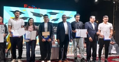 محافظ جنوب سيناء يكرم 107 طالباً من أوائل الشهادات والمتميزين في شرم الشيخ