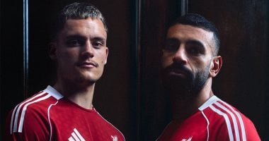 محمد صلاح وفيرتز يعلنان عن قميص ليفربول الجديد في صور حصرية