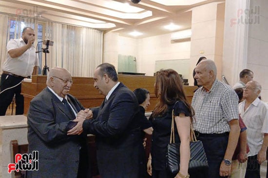 العزاء بالكنيسة الإنجيلية فى الإسكندرية