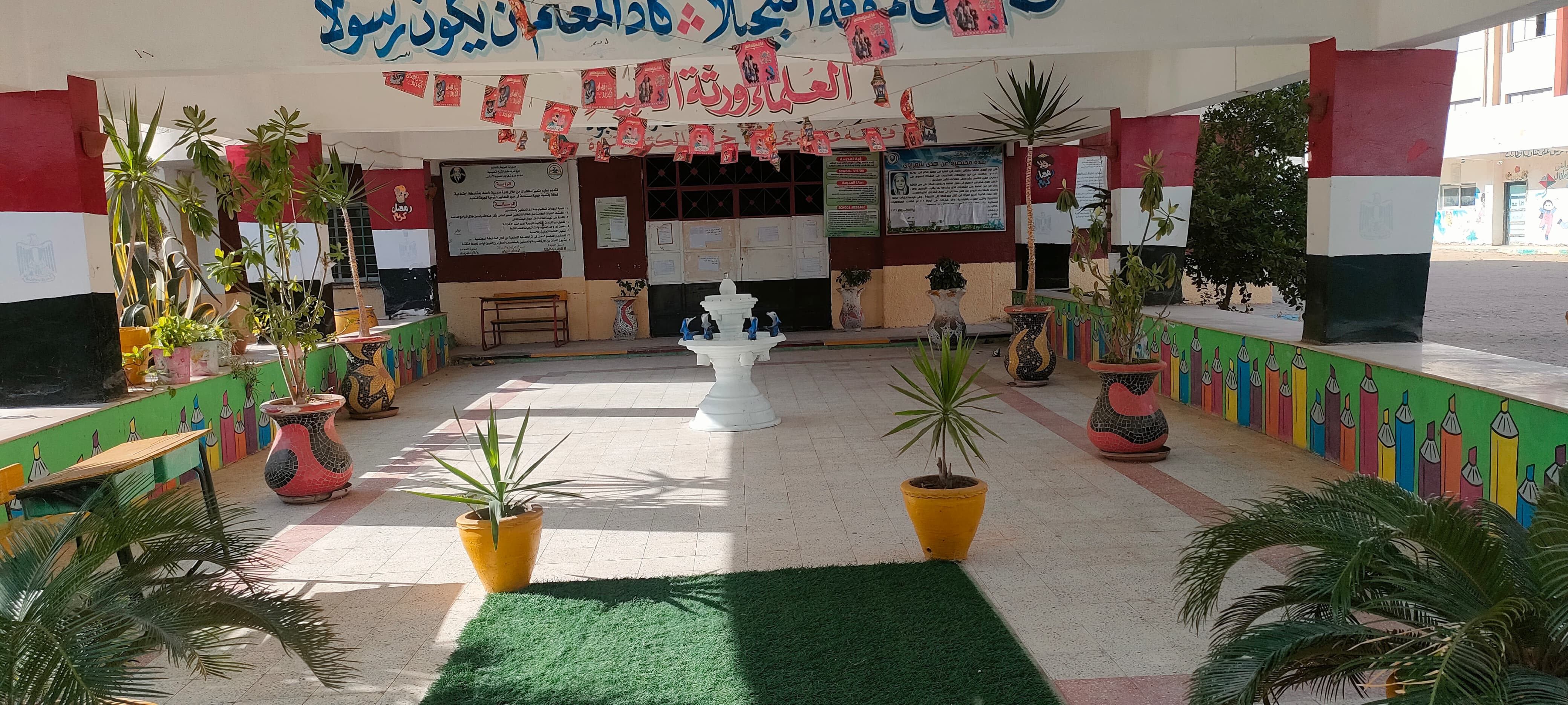 داخل احدى اللجان الفرعية