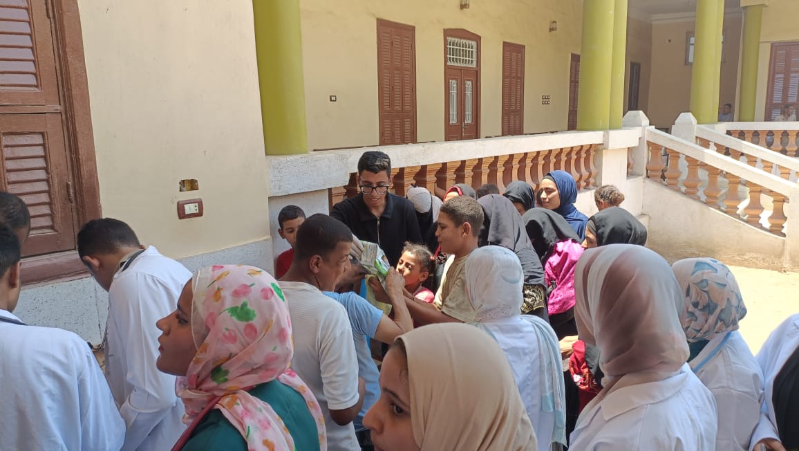 المشاركين فى القافلة المشاركين فى القافلة