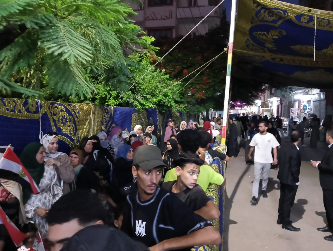 إقبال الناخبين إقبال الناخبين