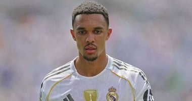 أرنولد على أعتاب الرحيل المبكر عن ريال مدريد مع ترقب من مانشستر سيتي