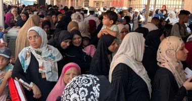 أطول طابور انتخابي لأهالي الأسمرات في انتخابات مجلس الشيوخ.. شاهد الصور