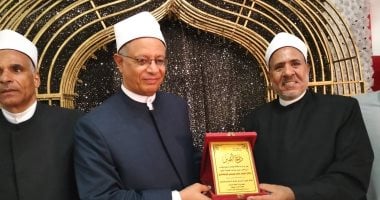 أوقاف سوهاج تكرم مدير إدارة جرجا بحضور وكيل وزارة الأوقاف