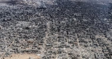 إسرائيل وحماس تتفاوضان للإفراج عن المحتجزين مقابل وقف الحرب وانسحاب القوات