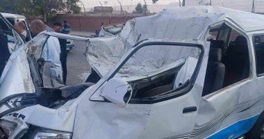 إصابة 6 أشخاص جراء انقلاب ميكروباص في منطقة أطفيح