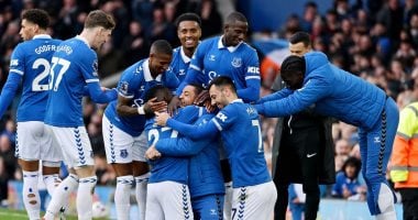 إيفرتون يبرم اتفاقًا مع تشيلسي لتعاقد النجم ديوسبري هال