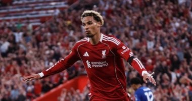 إيكتيكي يبدأ التسجيل في البريميرليج ويضمن تقدم ليفربول على بورنموث قبل نهاية الشوط الأول