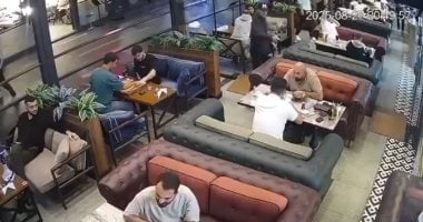 اغتيال رئيس نادي علم داغ التركي برصاصة في الرأس داخل مطعم بإسطنبول (فيديو)