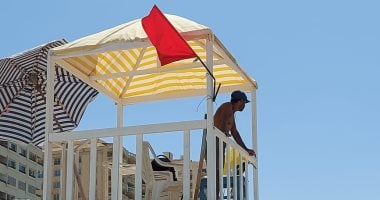 الأحمر ممنوع.. دليل شامل لرموز وإنارة الإنقاذ الموحدة على شواطئ الإسكندرية