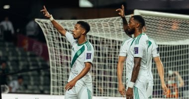 الأهلي يتجاوز القادسية بصعوبة 5-1 ويتأهل لنهائي السوبر السعودي ضد النصر