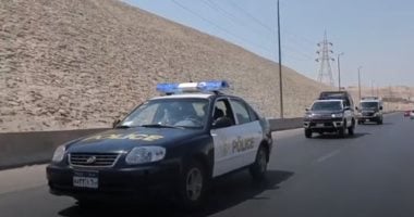 القبض على ثلاثة سائقين بتهمة القيادة الاستعراضية بسياراتهم في الإسكندرية