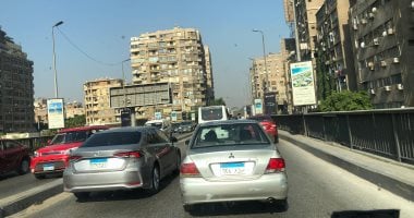 النشرة المرورية: كثافات مرورية متوسطة على محاور القاهرة والجيزة
