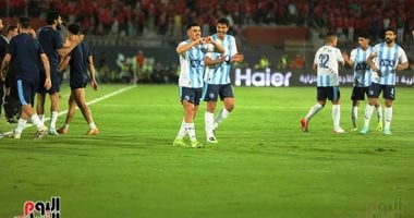 بيراميدز يتقدم على الأهلي بهدف الكرتى في الشوط الأول مع عرض الصور