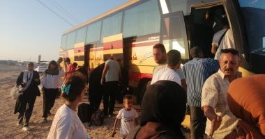 تسيير 14 حافلة لنقل ركاب قطار مطروح إلى القاهرة والإسكندرية عقب الحادث