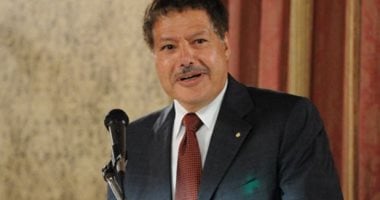 تفاصيل تكريم الأهلي والزمالك للعالم أحمد زويل بمنحه العضوية الشرفية في ذكرى رحيله
