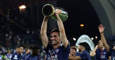 حصار الألقاب التاريخي لفابيان رويز مع باريس سان جيرمان ومنتخب إسبانيا