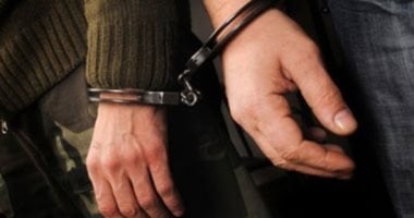 حكم بحبس عاطلين 4 أيام لاتهامهم بالاتجار في المخدرات بمحافظة الجيزة
