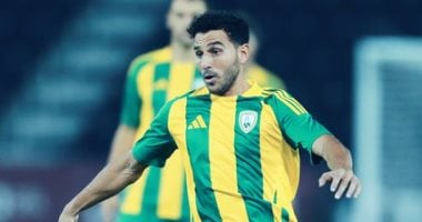 حمدي فتحي أساسي في مباراة الوكرة ضد الدحيل ضمن قمة الدوري القطري