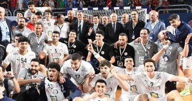 خالد فتحي يعلن مكافأة استثنائية لمنتخب الناشئين عقب تأهلهم لربع نهائي مونديال اليد