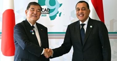 رئيس الوزراء يجتمع مع نظيره الياباني على هامش قمة تيكاد 9 في طوكيو