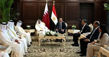رئيس الوزراء يلتقي نظيره القطري لتعزيز مجالات التعاون المشترك بين البلدين
