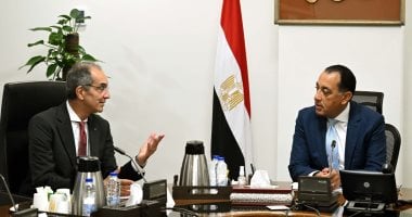 رئيس الوزراء يلتقي وزير الاتصالات لمناقشة مشروعات ومبادرات الوزارة الحيوية