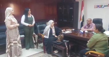رئيس مدينة إسنا يستقبل فريق مشروع "ابنتي الغالية" لدعم الفتيات في القرى والنجوع